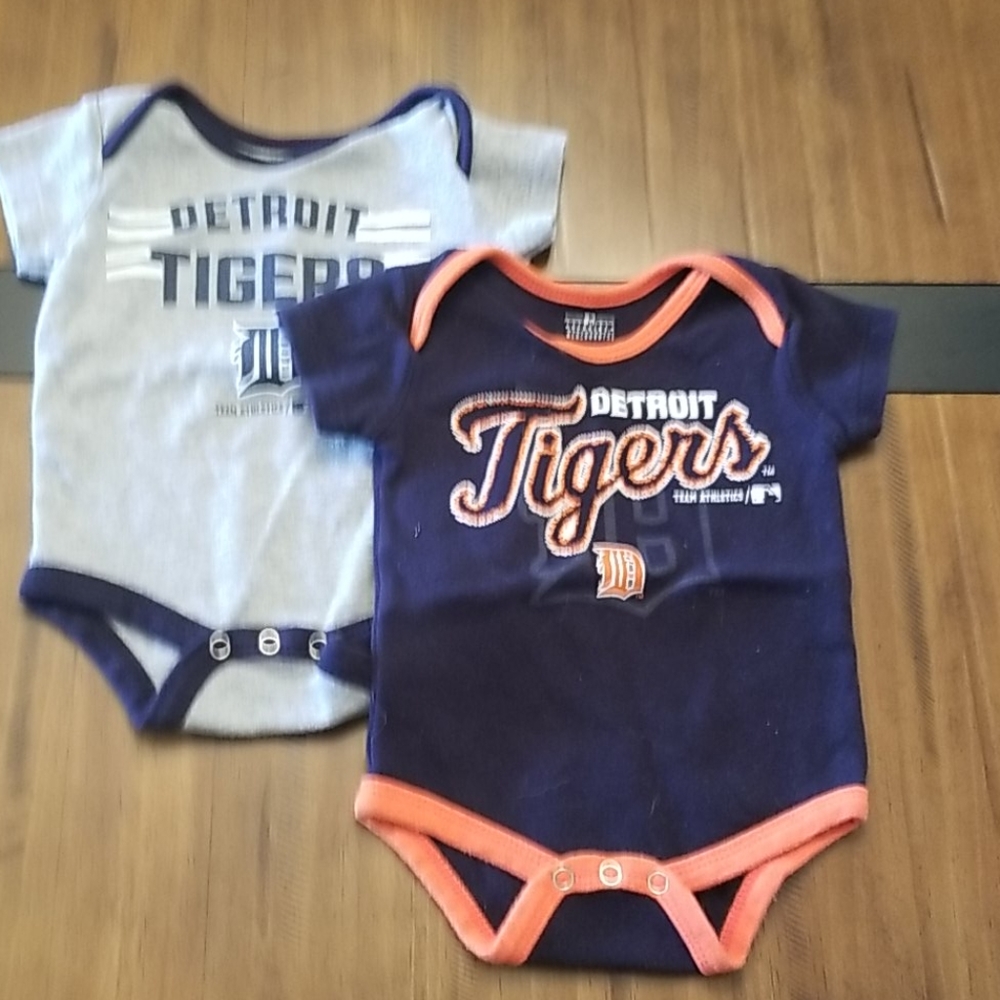 Detroit tigers onesie bundle